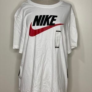 Nike tshirt